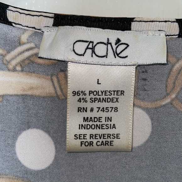 Cache Long Sleeve V Neck, fabric pattern leather reins and chains - Picture 2 of 3